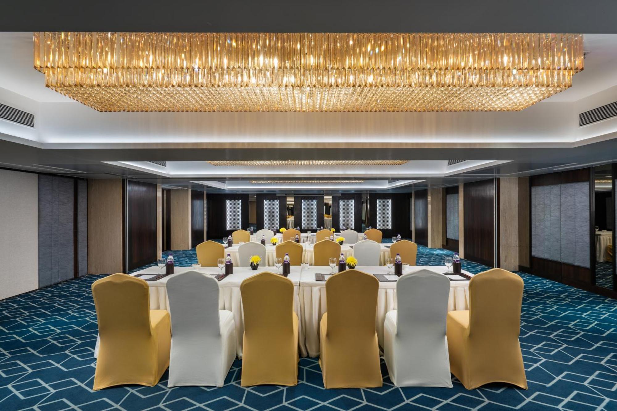 Wow Crest, Indore - Ihcl Seleqtions Exterior photo